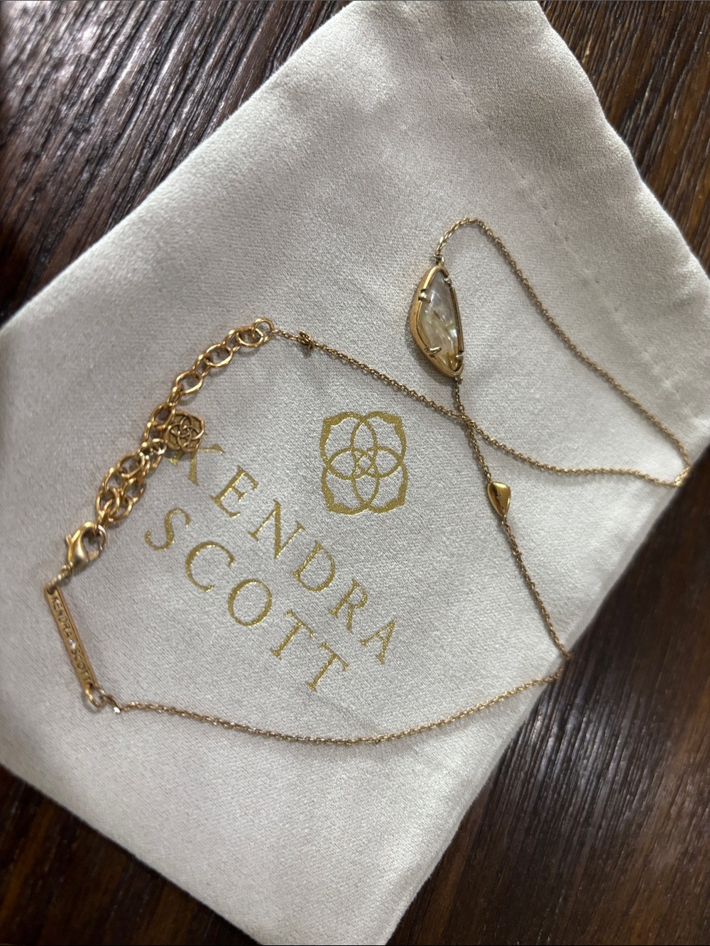 Kendra Scott Gold Iridescent Pendant Necklace - Picture 2 of 2